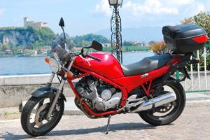 Yamaha XJ 600 