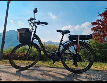 Bici elettrica pedalata assistita