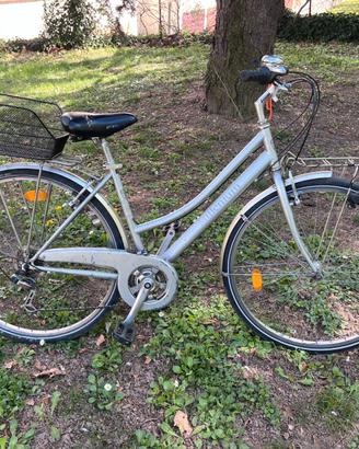 Bicicletta donna ruote 28"