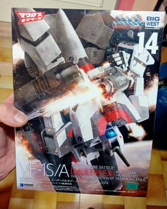 Macross VF-1S/A Super V 1/100 Model Kit 2pz