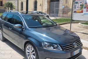 Volkswagen Passat Variant B7 Highline Bmt 2011