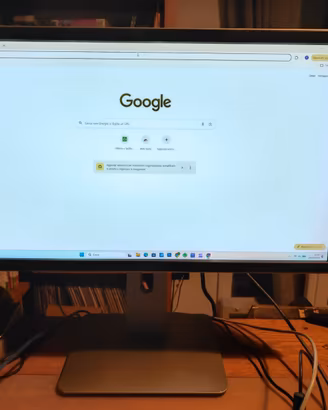 monitor DELL 210 24 pollici 2K QHD IPS