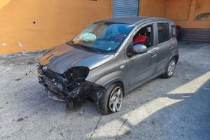 Fiat Panda 1.0 ibrida 2023 sinistrata