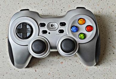 Logitech Wireless Gamepad F710