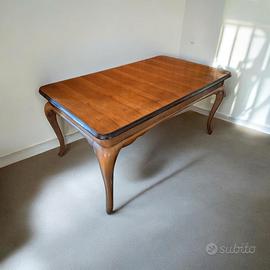 Tavolo vintage in stile Luigi XV