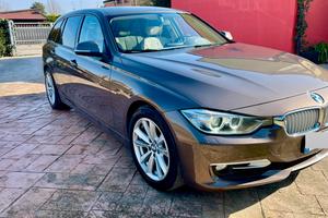 BMW serie 3 318D 2013 - Automatica, Xeno, Modern