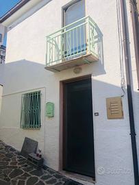 Casa in paese Rocciano - Teramo