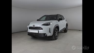 TOYOTA Yaris Cross 1.5 Hybrid 130 GR SPORT FWD e-C