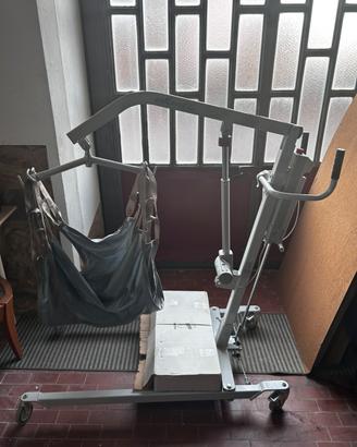 Sollevatore elettrico per disabili 150kg  ARKMED