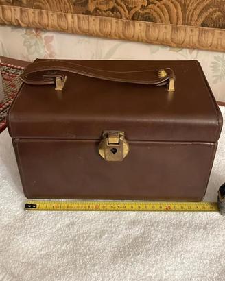 Beauty case vintage anni ’60 – vera pelle