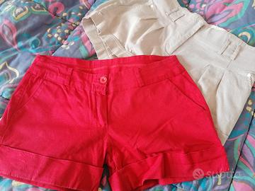 due paia pantaloni corti donna tg L
