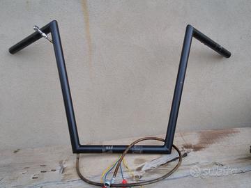 Manubrio Ape Hanger per Harley Davidson 1 pollice