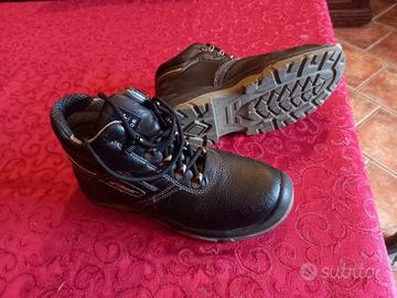 Scarpe antinfortunistiche