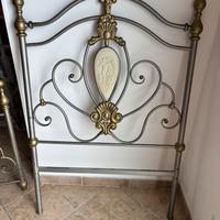 Letto singolo in ferro battuto
