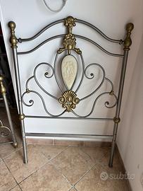 Letto singolo in ferro battuto