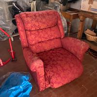 Poltrona reclinabile ,Plotrone e Sofa’
