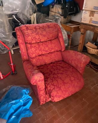 Poltrona reclinabile ,Plotrone e Sofa’