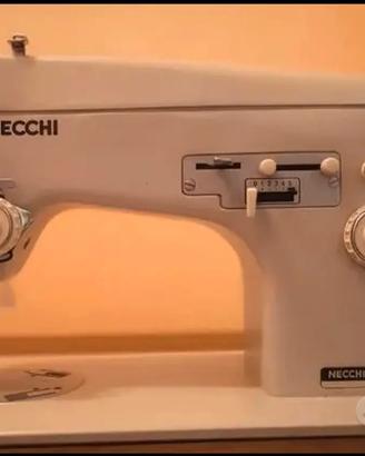 Macchina da cucire elettrica