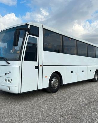 AUTOBUS GRANTURISMO VOLVO B 12