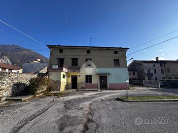 CASA DI CORTE A SANTORSO