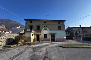 CASA DI CORTE A SANTORSO