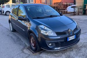 Renault Clio Storia 1.2 16V 5 porte Dynamique