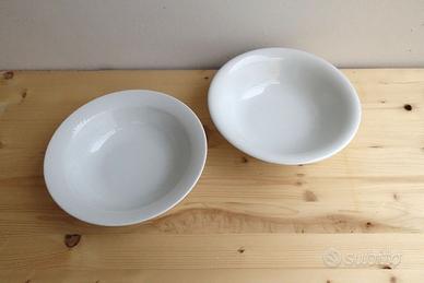 Piatti bianchi fondi in ceramica Tognana