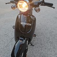 Scooter elettrico Zotech