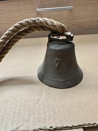 Antica Campanella da pascolo in bronzo numero 7