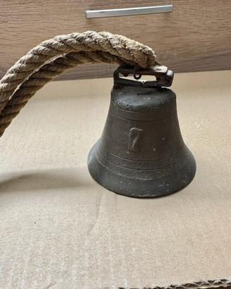 Antica Campanella da pascolo in bronzo numero 7