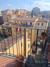 Camera Bologna Inizio Novembre InviaTuaDescrizione