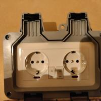 Doppia presa Schuko da esterno IP66