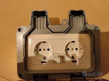 Doppia presa Schuko da esterno IP66
