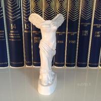 Statuetta in ceramica della " Vittoria Alata "