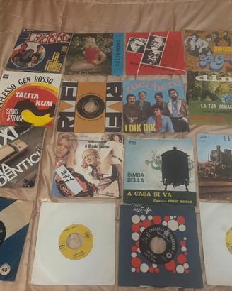 Lotto di 16 vinili 45 giri misti vintage