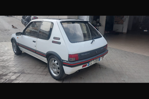 205 GTI 1.9