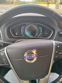 Volvo V40 d2 120 cv