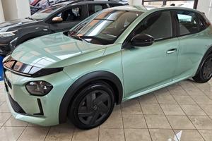 Lancia Ypsilon Hybrid e-DCT