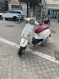 Vespa primavera 125 2016