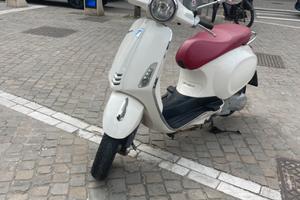 Vespa primavera 125 2016