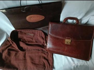 The Bridge e Piquadro. Omaggi