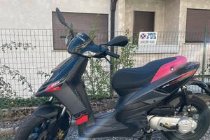 Aprilia Sr 50 Motard 2 Tempi