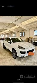 Porsche Cayenne diesel V6 GTS 3000 cc