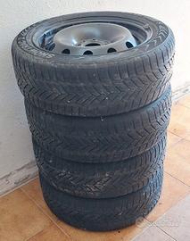 Ruote invernali Y Ypsilon 185 55 r15