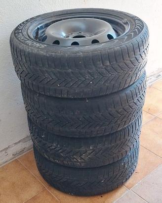 Ruote invernali Y Ypsilon 185 55 r15