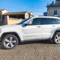 JEEP GRAND CHEROKEE 08/2016 LIMITED