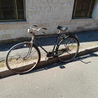 Antica bicicletta Wolsit a bacchetta 