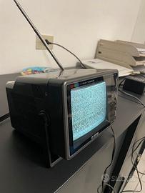 TV portatile vintage anni 90