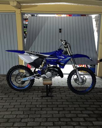 Yamaha YZ 125