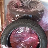 4 pneumatici invernali Bridgestone